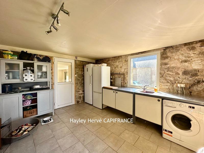 Maison - 140 m² - 7 pièces