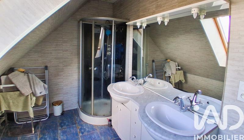 Maison - 101 m² - 5 pièces