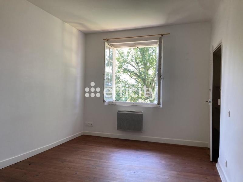 Appartement - 85 m² - 3 pièces