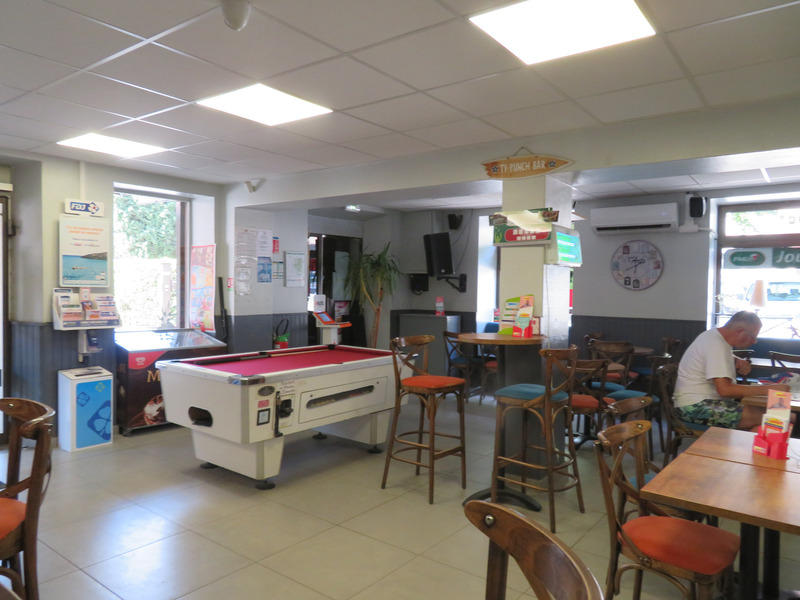 Fonds de commerce - 300 m²