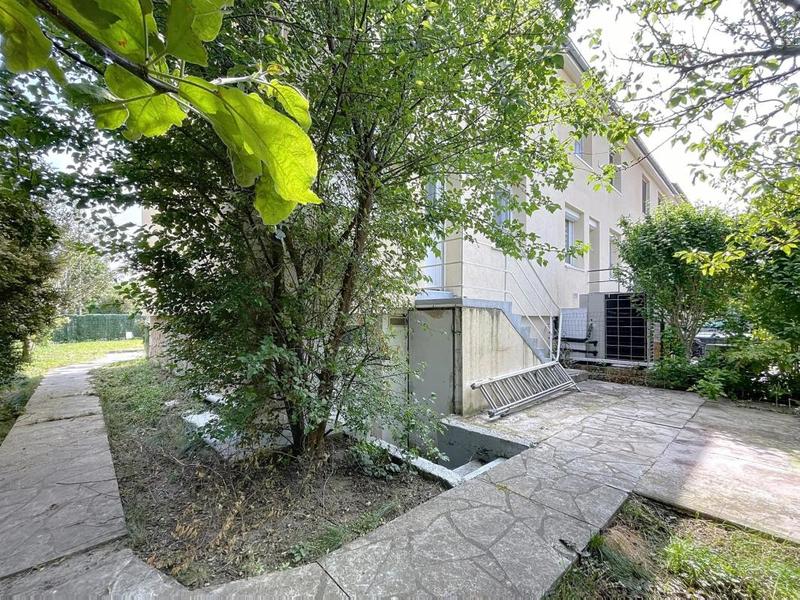 Maison - 67 m² - 5 pièces