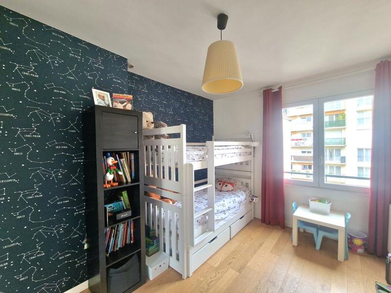 Appartement - 80 m² - 4 pièces