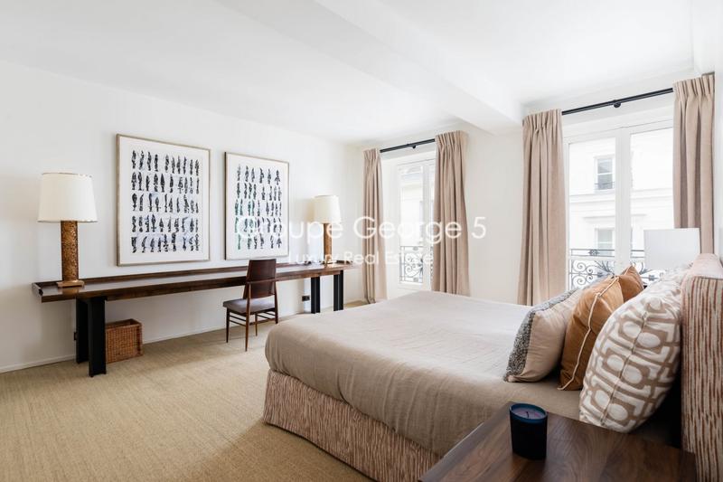 Appartement - 140 m² - 4 pièces