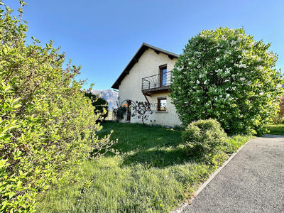 Châlet - 143 m² - 6 pièces