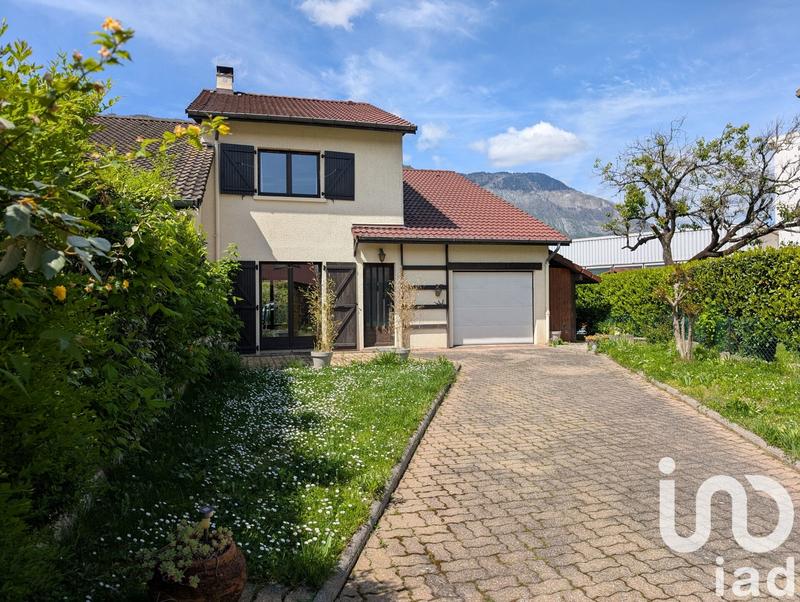 Maison de ville - 100 m² - 5 pièces