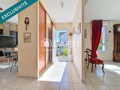 Maison - 105 m² - 4 pièces