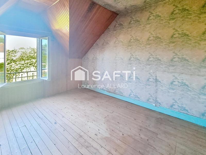 Maison - 137 m² - 7 pièces