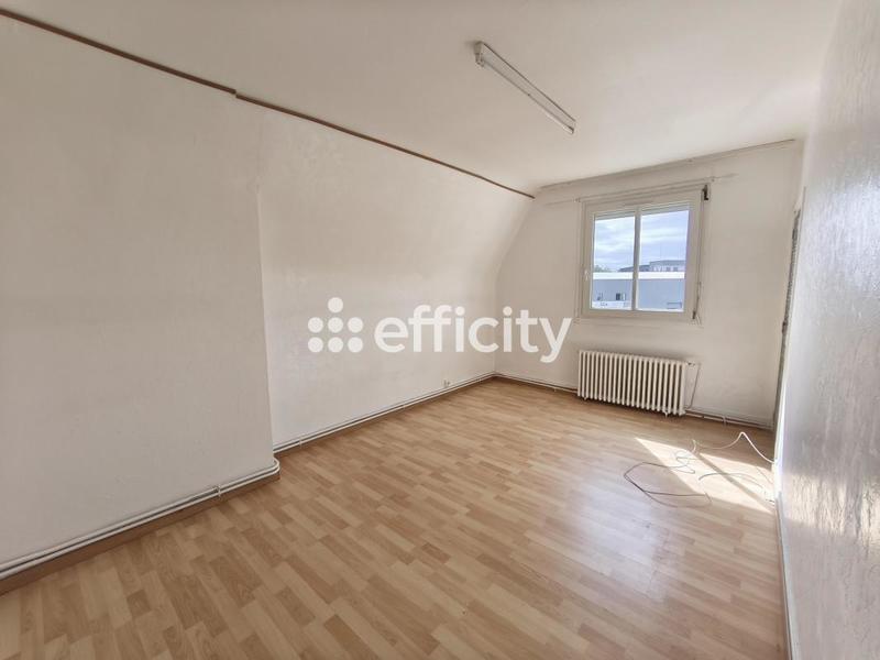 Maison - 156 m² - 7 pièces