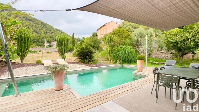 Maison - 127 m² - 5 pièces