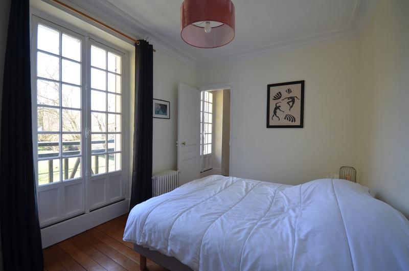Maison bourgeoise - 230 m² - 9 pièces