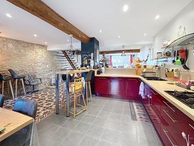 Maison - 155 m² - 6 pièces