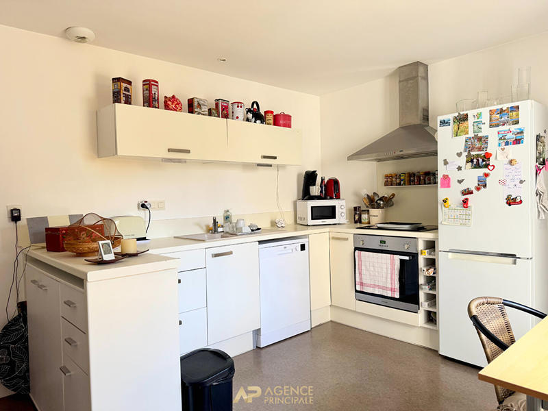 Maison - 102 m² - 4 pièces