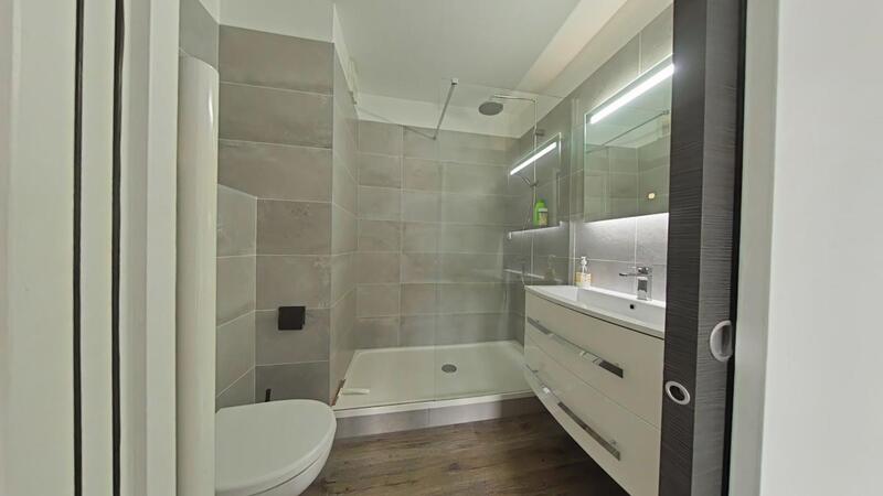 Appartement - 75 m² - 4 pièces