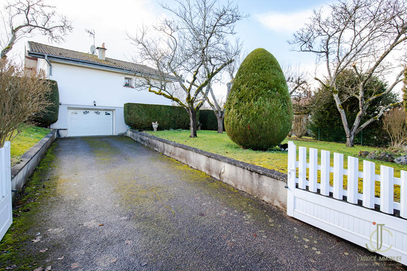 Maison - 90 m² - 4 pièces