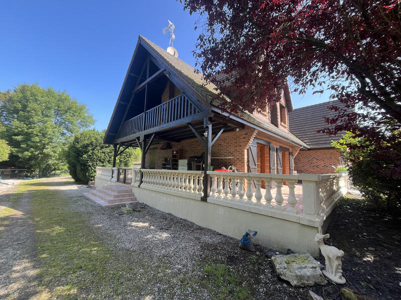 Maison - 163 m² - 8 pièces