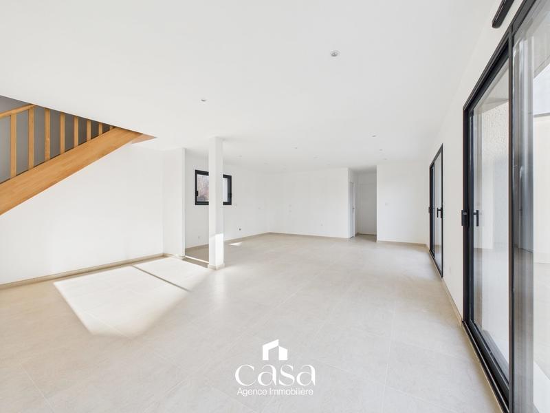 Maison contemporaine - 120 m² - 5 pièces