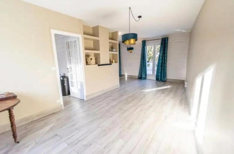 Maison - 152 m² - 7 pièces