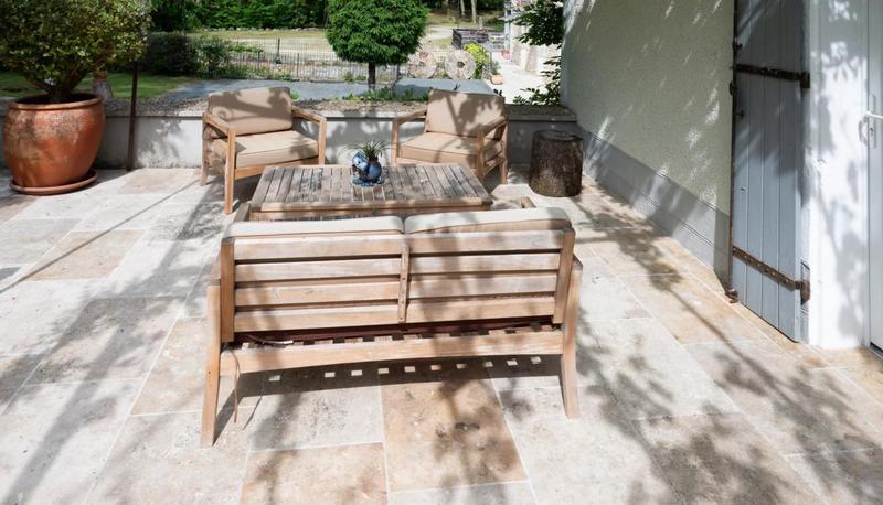 Propriété - 750 m² - 16 pièces