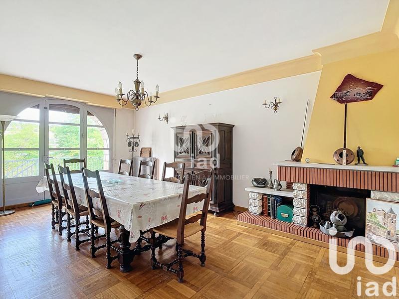 Maison de ville - 204 m² - 9 pièces