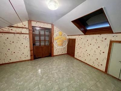 Maison - 180 m² - 5 pièces