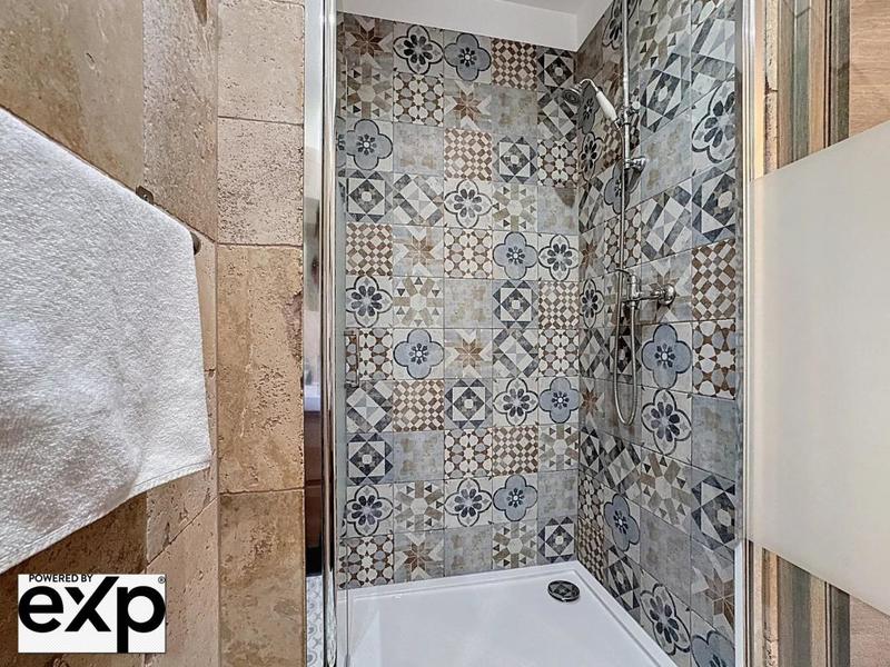 Appartement - 120 m² - 5 pièces