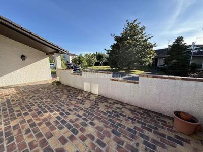 Maison - 147 m² - 8 pièces