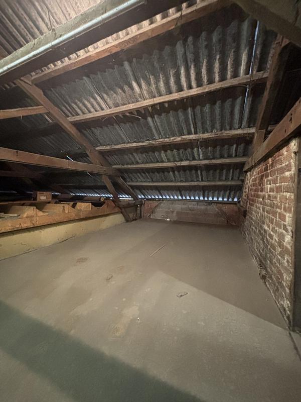 Local commercial - 680 m²