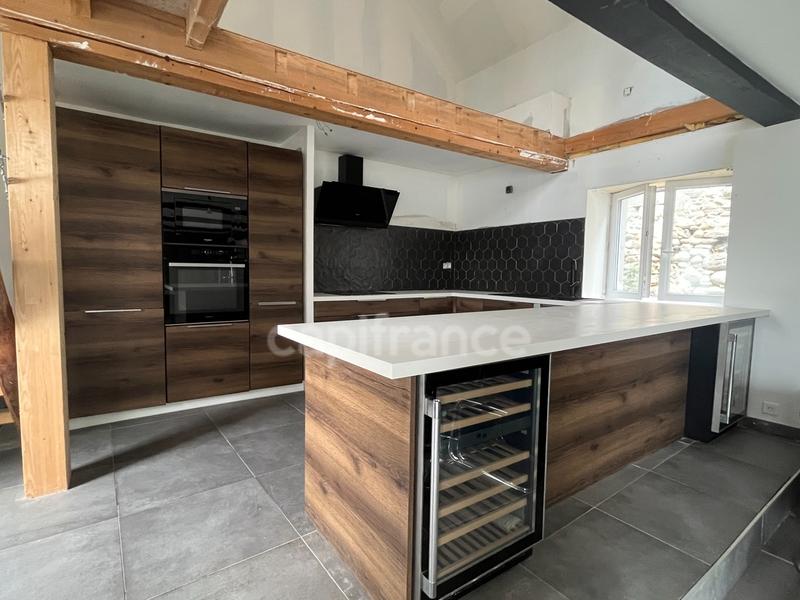 Maison - 170 m² - 5 pièces