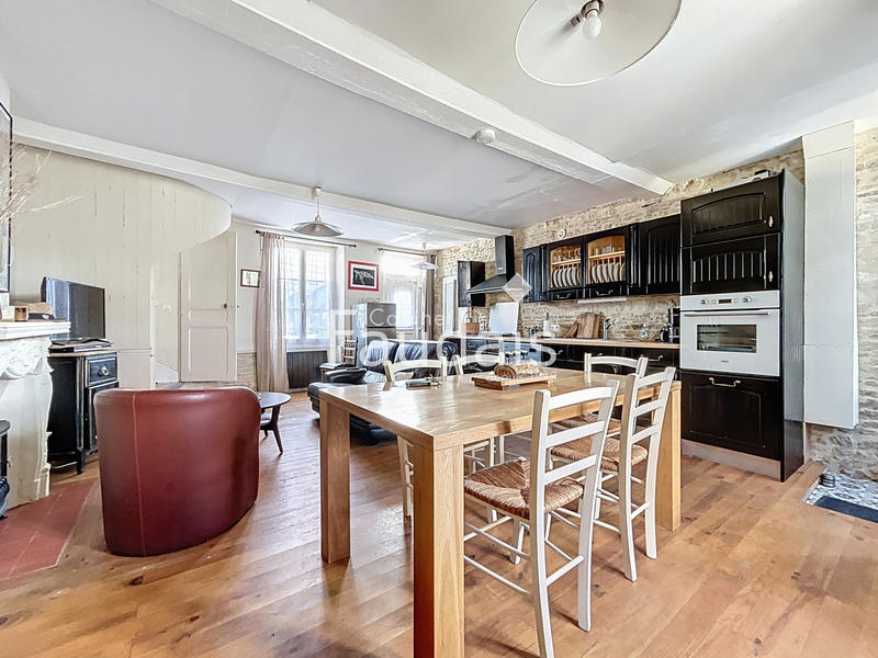 Maison - 77 m² - 4 pièces