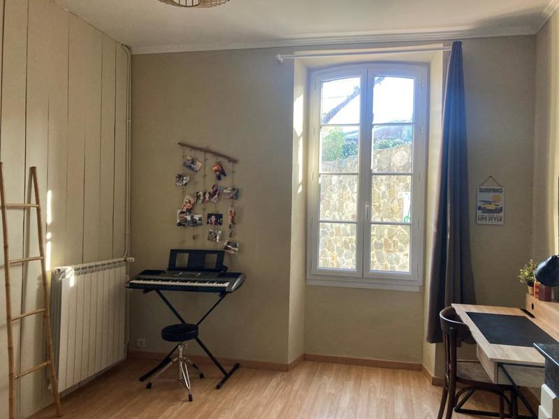 Maison - 200 m² - 7 pièces