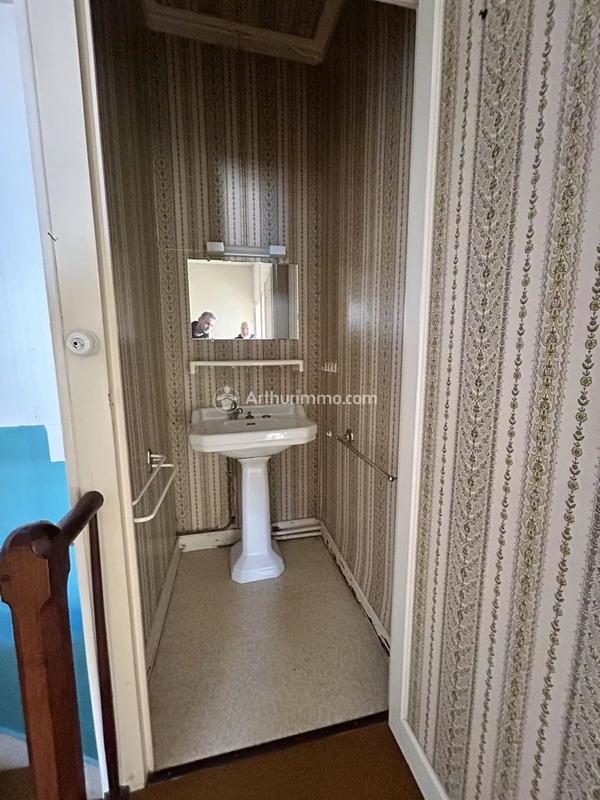 Maison - 174 m² - 9 pièces