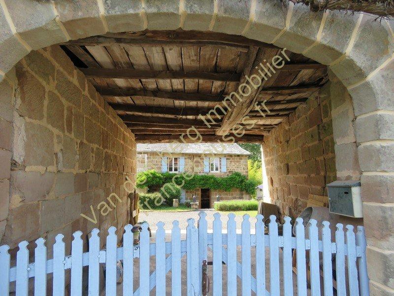 Maison - 184 m² - 6 pièces