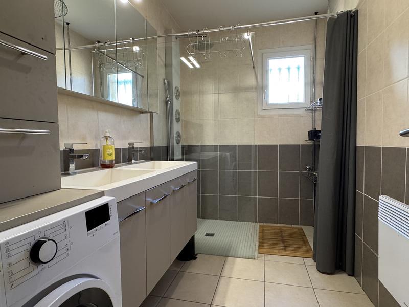 Villa - 111 m² - 4 pièces