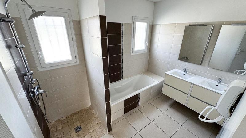 Maison - 81 m² - 4 pièces