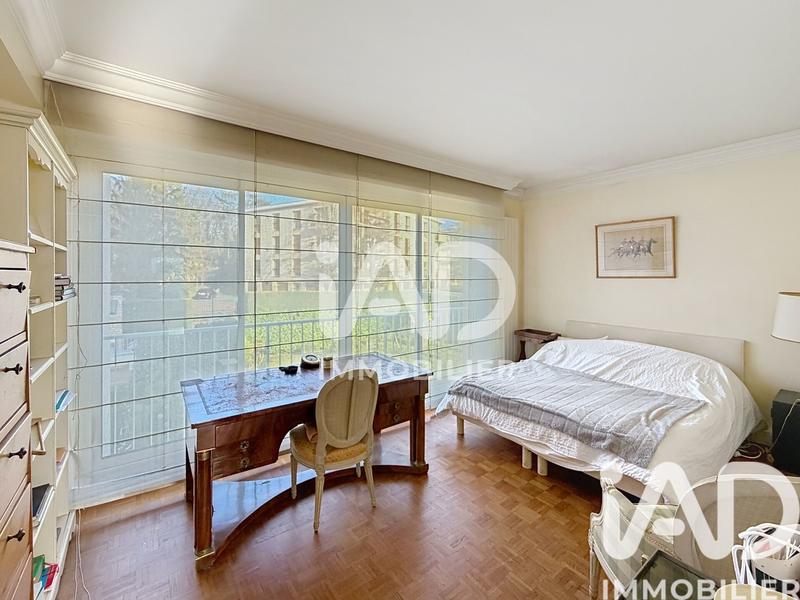 Appartement - 126 m² - 6 pièces