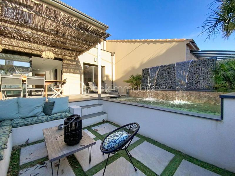 Maison - 95 m² - 4 pièces