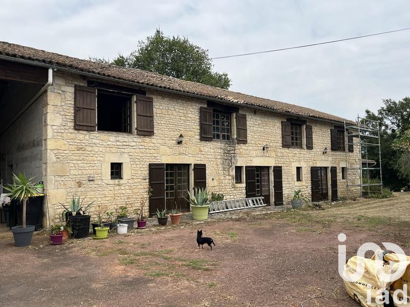 Maison de village - 277 m² - 6 pièces