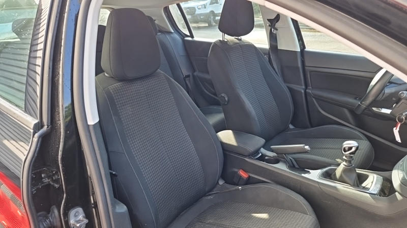 Peugeot 308 BlueHDi 100 s&amp;amp;S Active Business