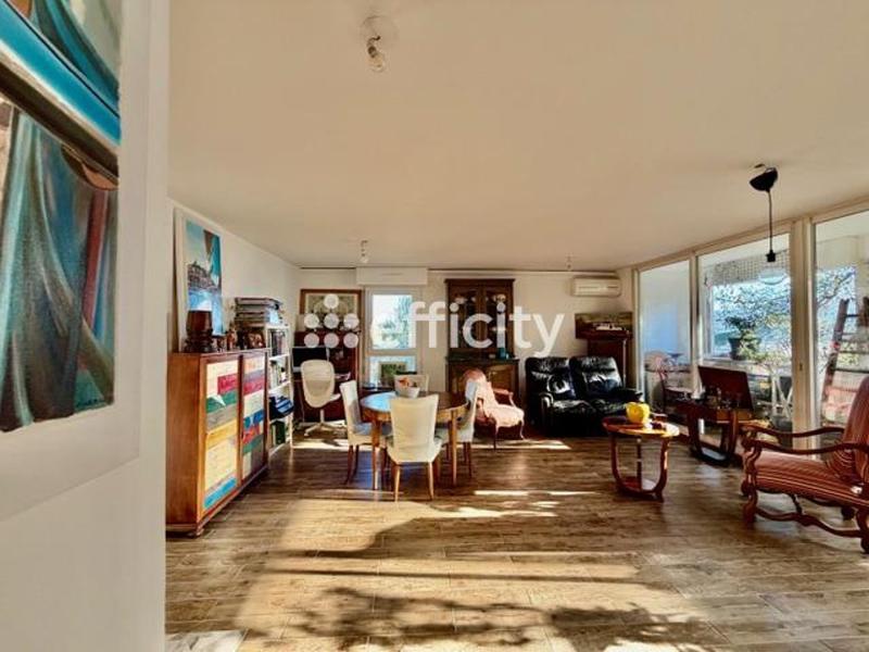 Appartement - 76 m² - 3 pièces