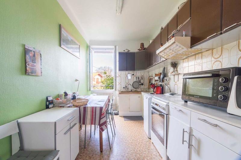 Maison - 396 m² - 9 pièces