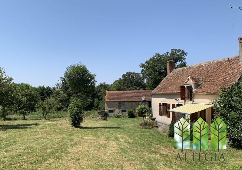 Maison traditionnelle - 151 m² - 7 pièces