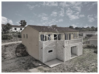 Maison - 117 m² - 5 pièces