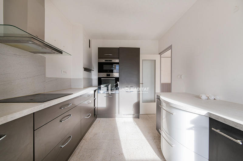 Appartement - 76 m² - 4 pièces