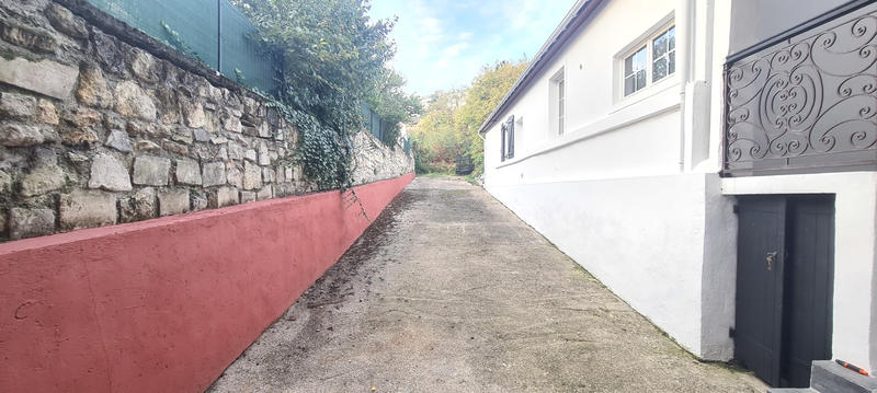 Immeuble - 215 m² - 11 pièces