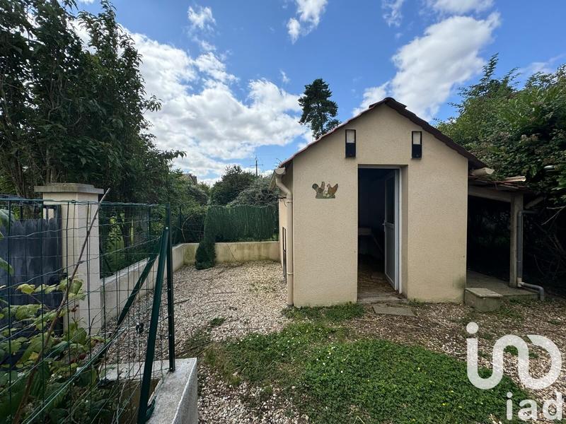 Maison - 234 m² - 8 pièces