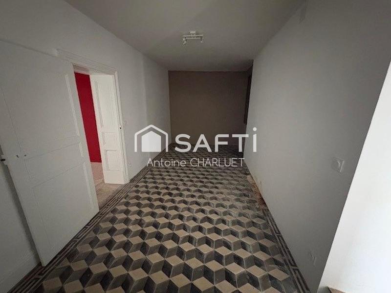 Maison - 182 m² - 7 pièces