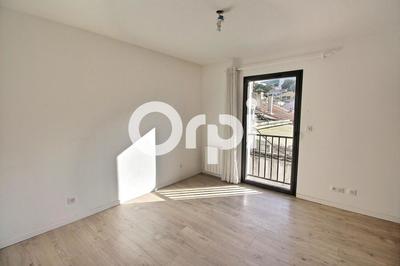 Maison - 170 m² - 3 pièces