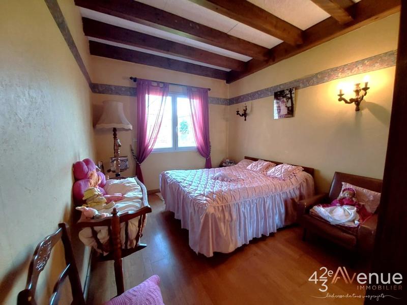 Maison - 170 m² - 7 pièces