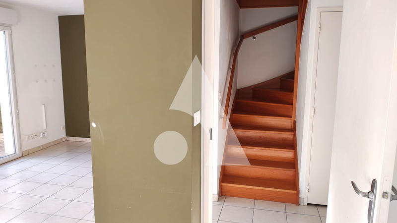 Maison - 92 m² - 5 pièces