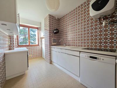 Appartement - 81 m² - 4 pièces